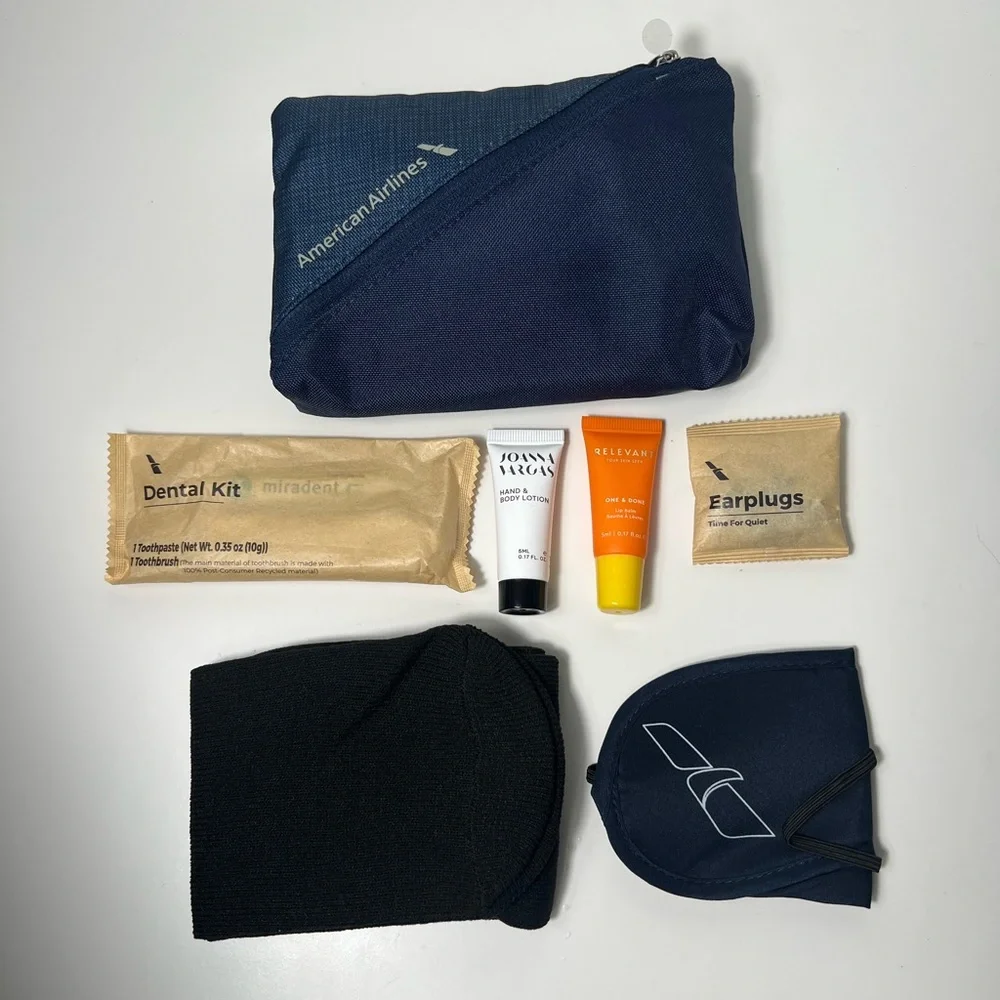 American Airlines Flagship First Class Travel Cosmetic Amenity Kit Bag